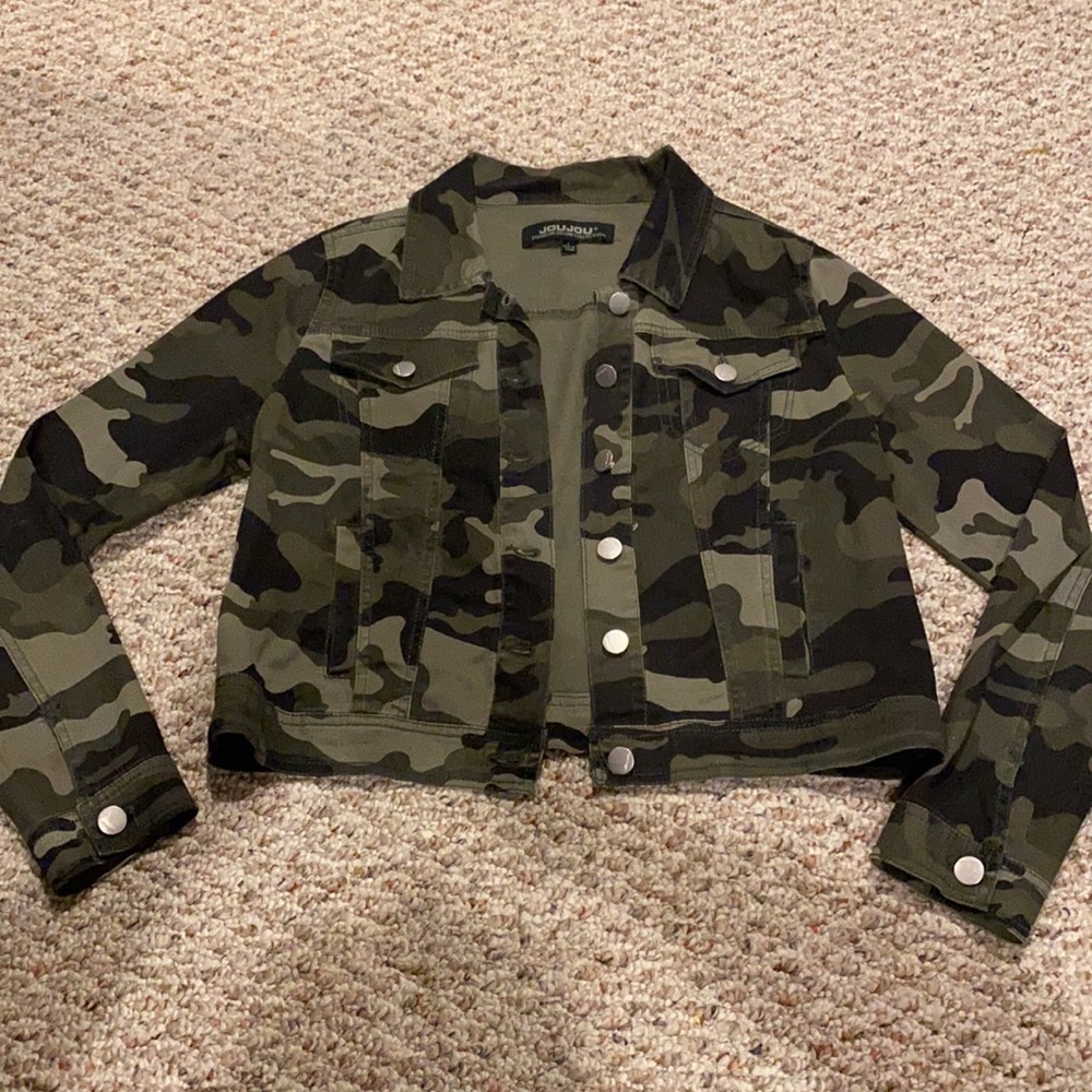 📣FLASH SALE EVERYTHING $13 & UNDER📣